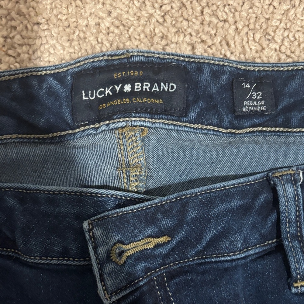 Lucky Brand Lolita Skinny Jeans - Picture 2 of 3